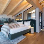 Madlein Hotel 4*