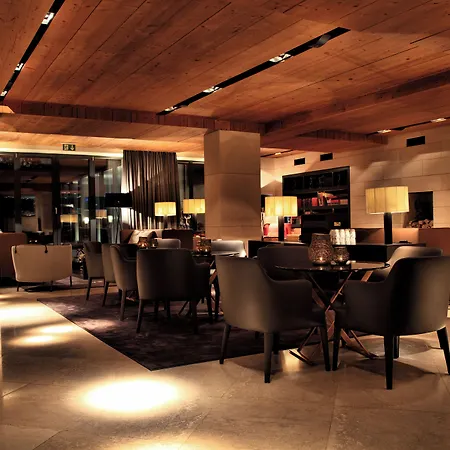 Madlein فندق ايشجل