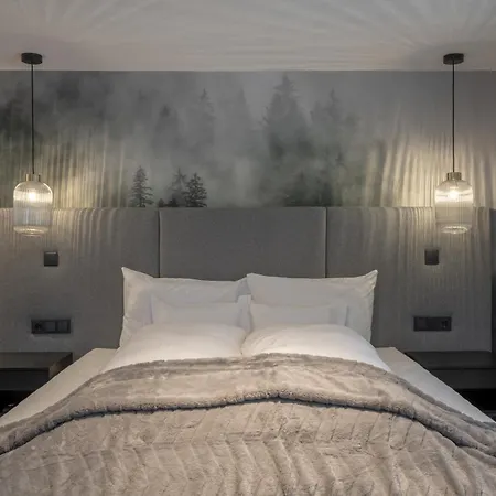 ホテル Madlein イシュグル