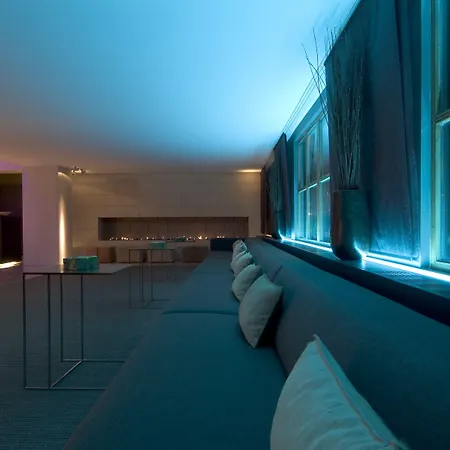 ホテル Madlein 4*